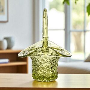 Vintage Fenton Colonial Green Daisy & Button Top Hat Basket